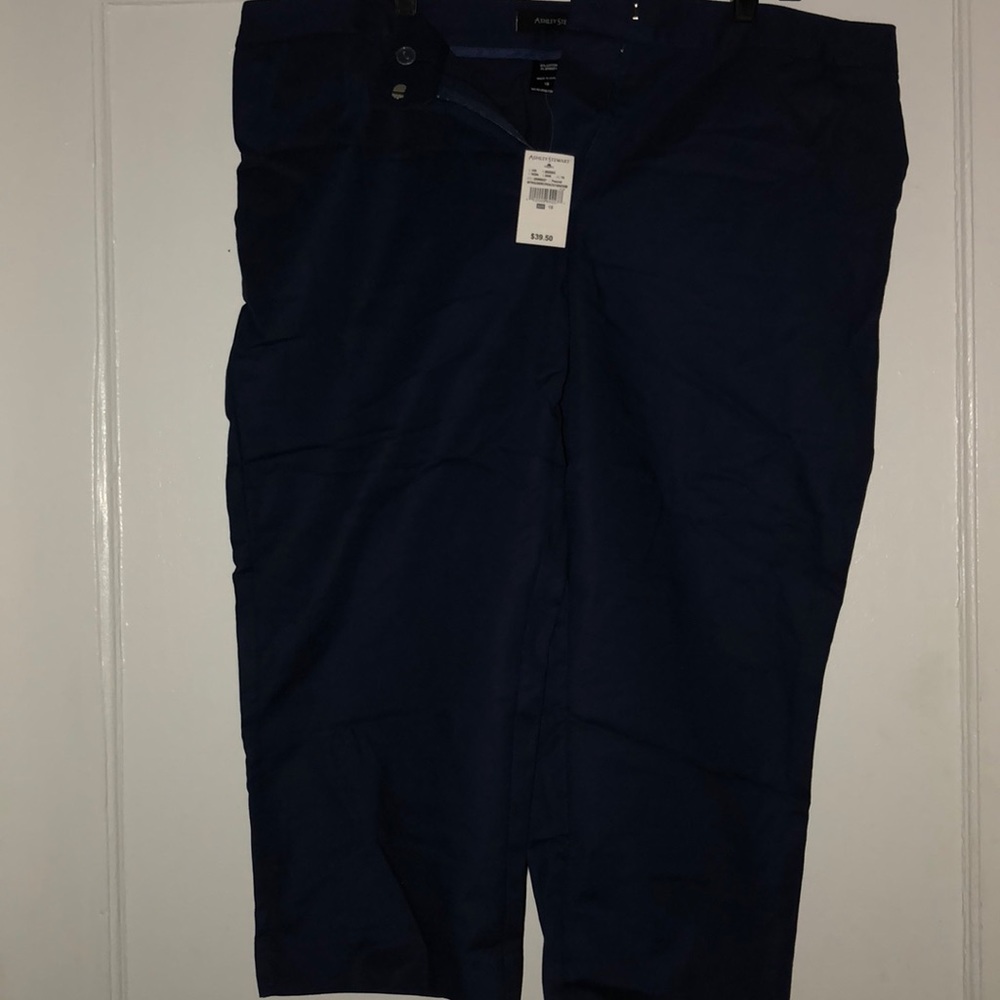 Ashley Stewart crop pants.